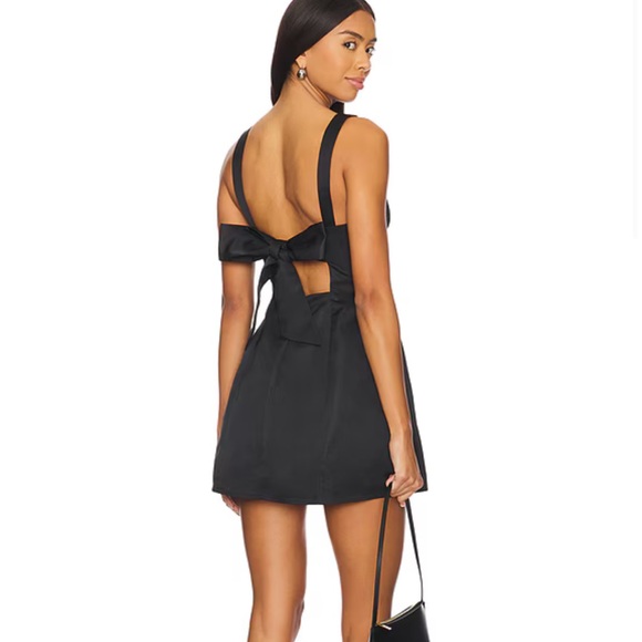 BRAND NEW with TAGS Malia Mini Dress in Black MORE TO COME - Picture 1 of 2